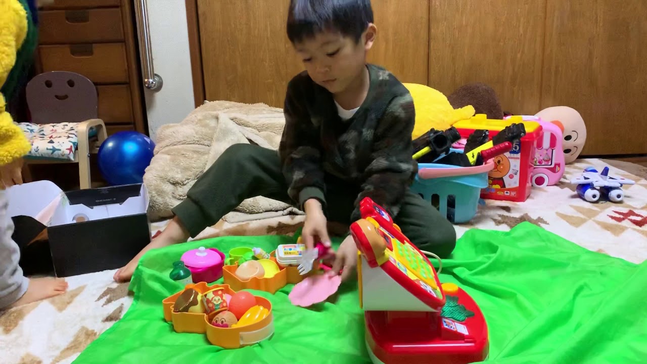 ピクニック遊び  2 リュウカリ 仲良し ままごと