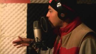 PUNCHLINE TV // D-FLOWZ [STUDIO SESSION]