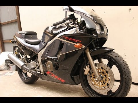 Cbr250r Mc19 ハリケーン 綺麗 Cbr250rrの先代 レーサーレプリカ45馬力 Youtube