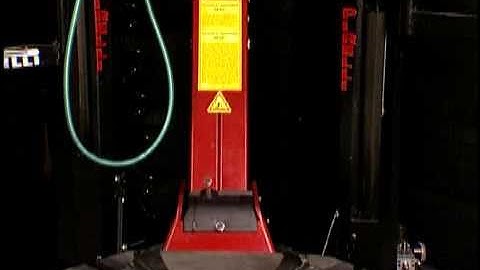 Tools And Equipment - Official Pirelli Run-Flat Tire Instruction