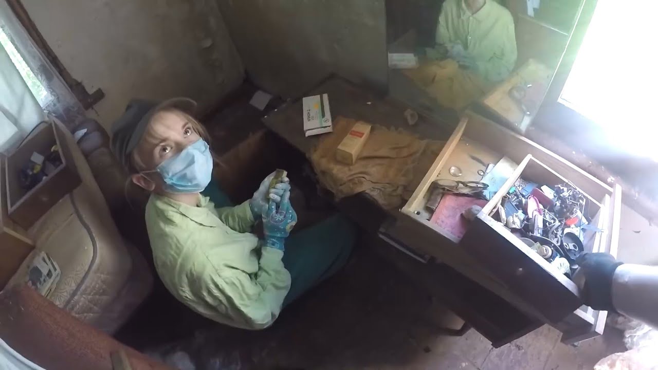 Daughter found a damn old house