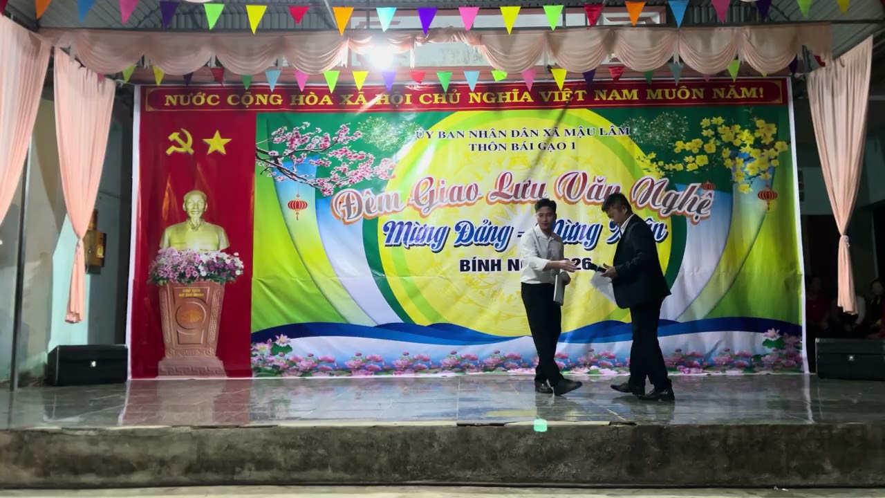 Khai mạc đêm giao lưu văn nghệ đốt lửa trại 2026 - thôn Bái Gạo 1