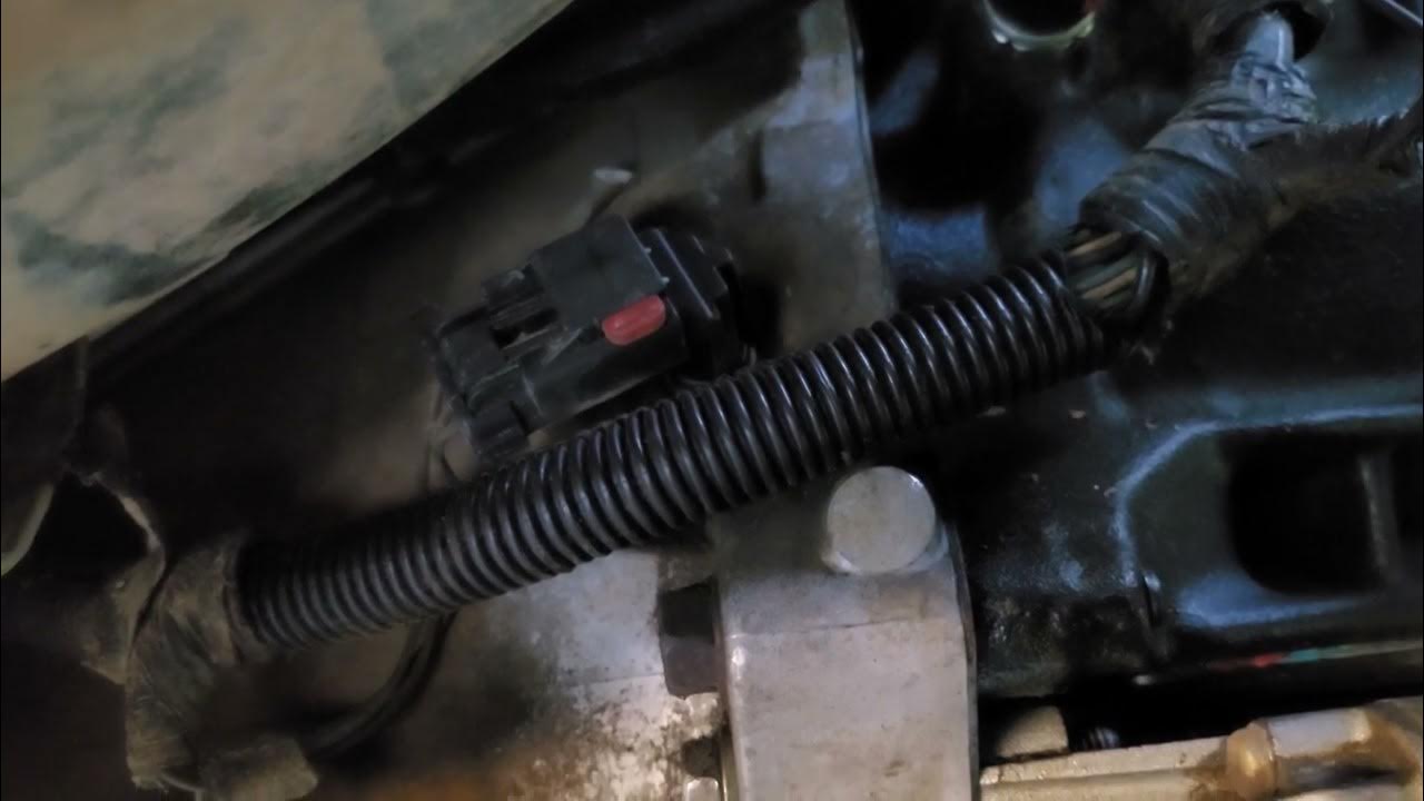 How to replace a crankshaft positioning sensor in a 2005 Jeep Wrangler -  How to fix a P0340 error - YouTube