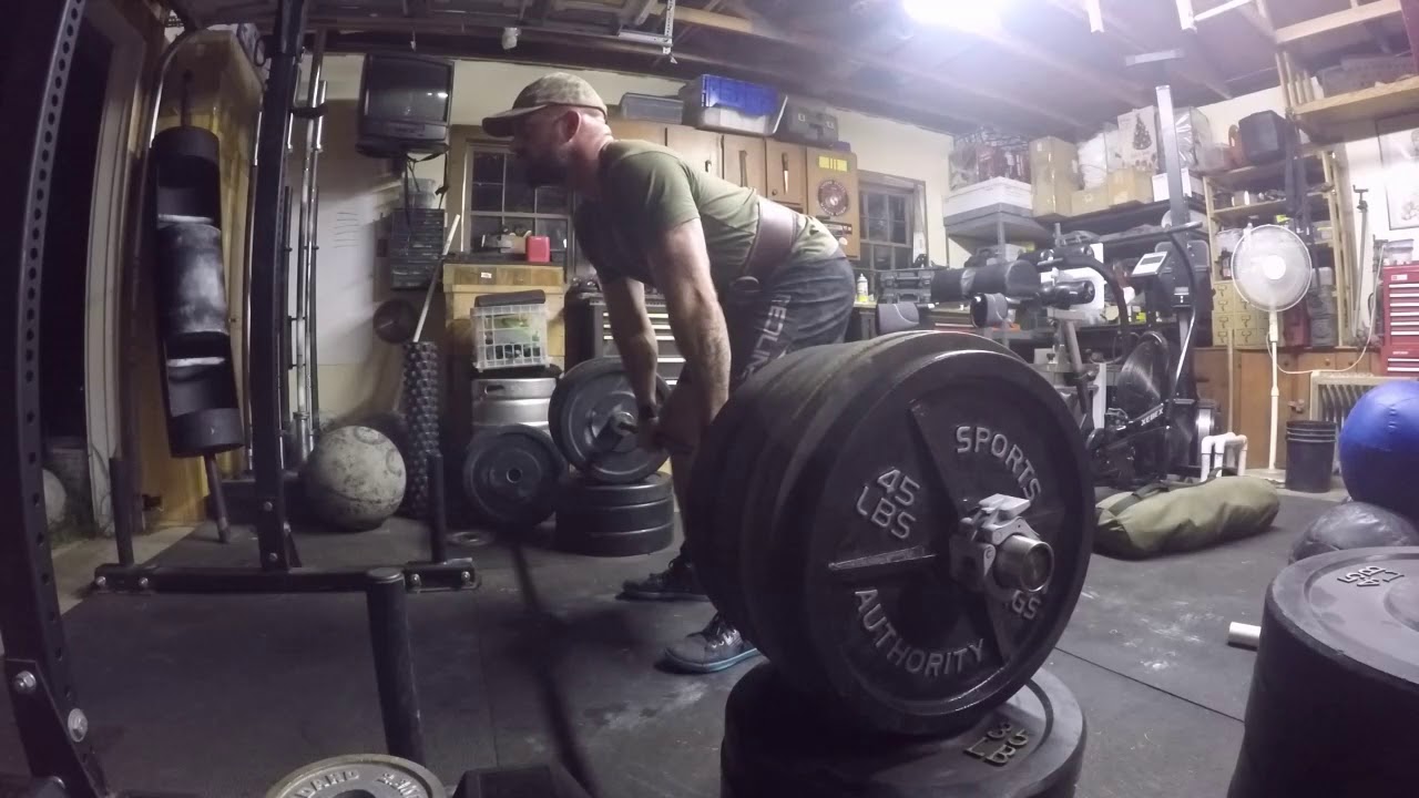 Block Pull Deadlift 5@495# from 2016 - YouTube