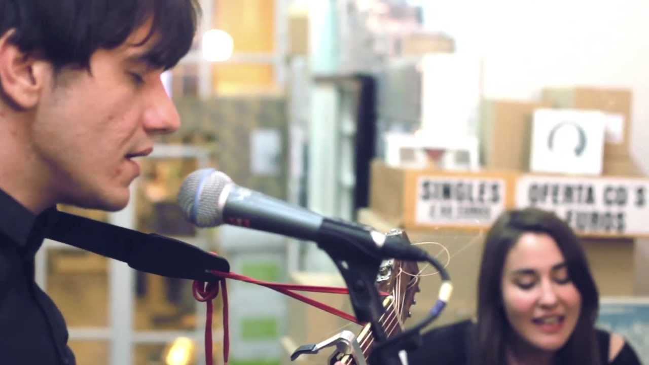 Mitad Joan Colomo, Mitad Aries