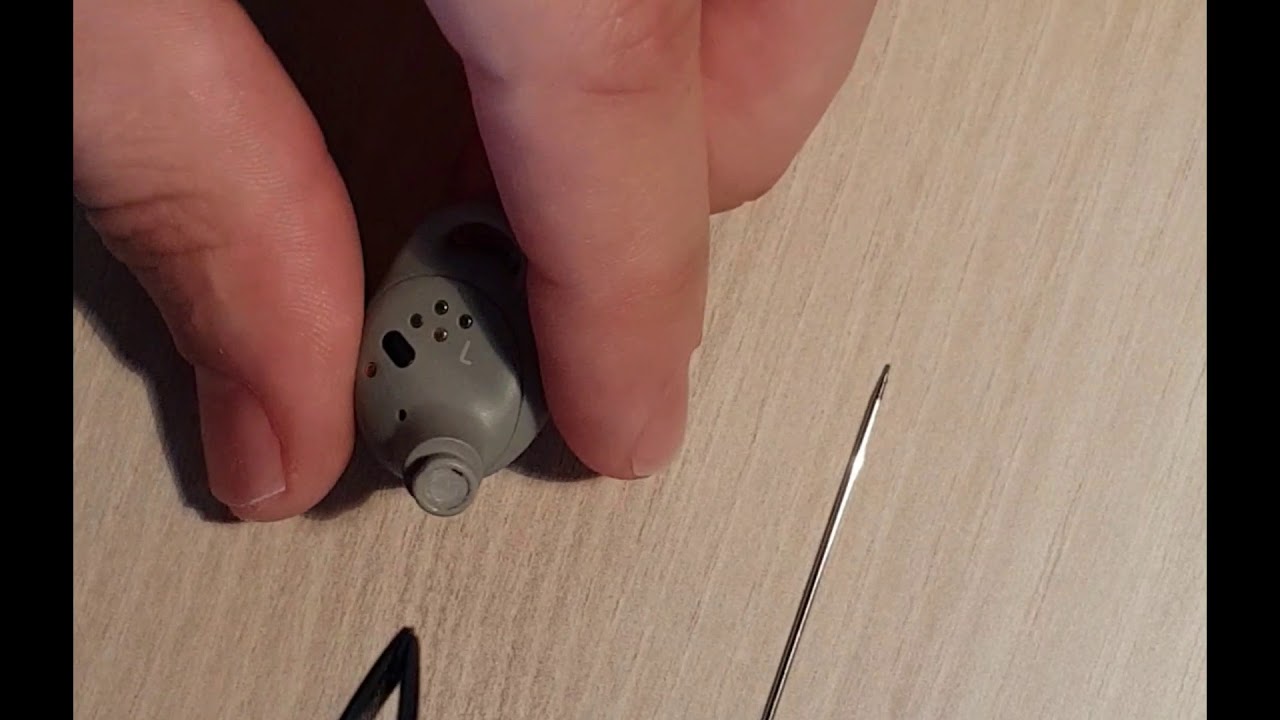 Samsung Iconx 2018 // Quitar Membrana // Take off Glue membrane YouTube