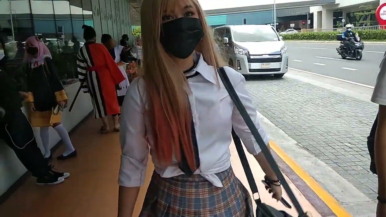 Marin Kitagawa Cosplay Girl - Cosplay Carnival Short Video