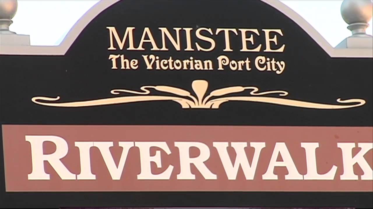 Road Trippin’ Downtown Manistee