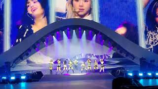 [FANCAM] TWICE READY TO BE IN HOUSTON, Day 1: INTRO, SET ME FREE, I CAN'T STOP ME