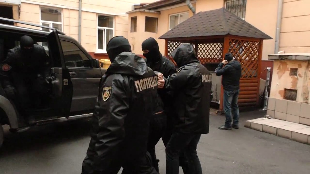 У Чернівцях затримано чоловіка, підозрюваного у скоєнні вбивства в Києві