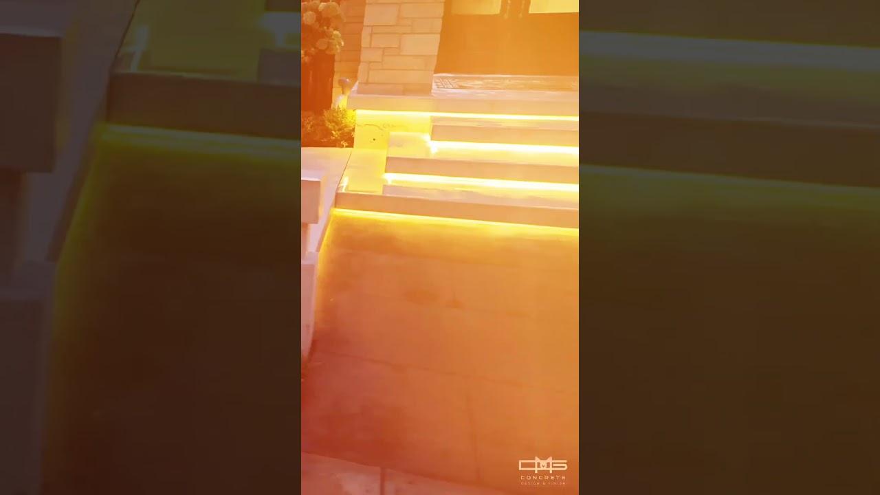 What do you think of these floating concrete steps with LED lighting? ✨