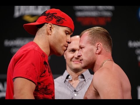 Video: Tito Ortiz Neto vrednost: Wiki, poročen, družina, poroka, plača, bratje in sestre