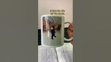 In hình lên cốc đổi màu ma thuật, rót nước nóng sẽ hiện hình