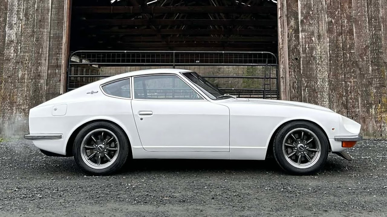 Bruce's 1971 Datsun 240Z - YouTube