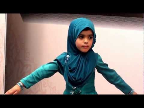 Zainab Siddiqui Taqwa Islamic School student in Nursery performed on Pyari maa Mujhko Teri Duaa