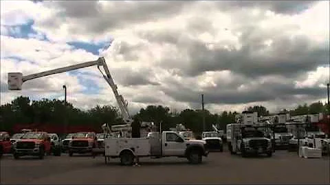 2008 Ford F-550 with a Versalift VO-40-MHI  *  7148-V174