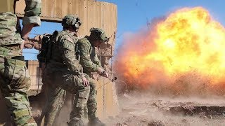 Green Berets Doing Green Beret Stuff - Special Forces Breach Training