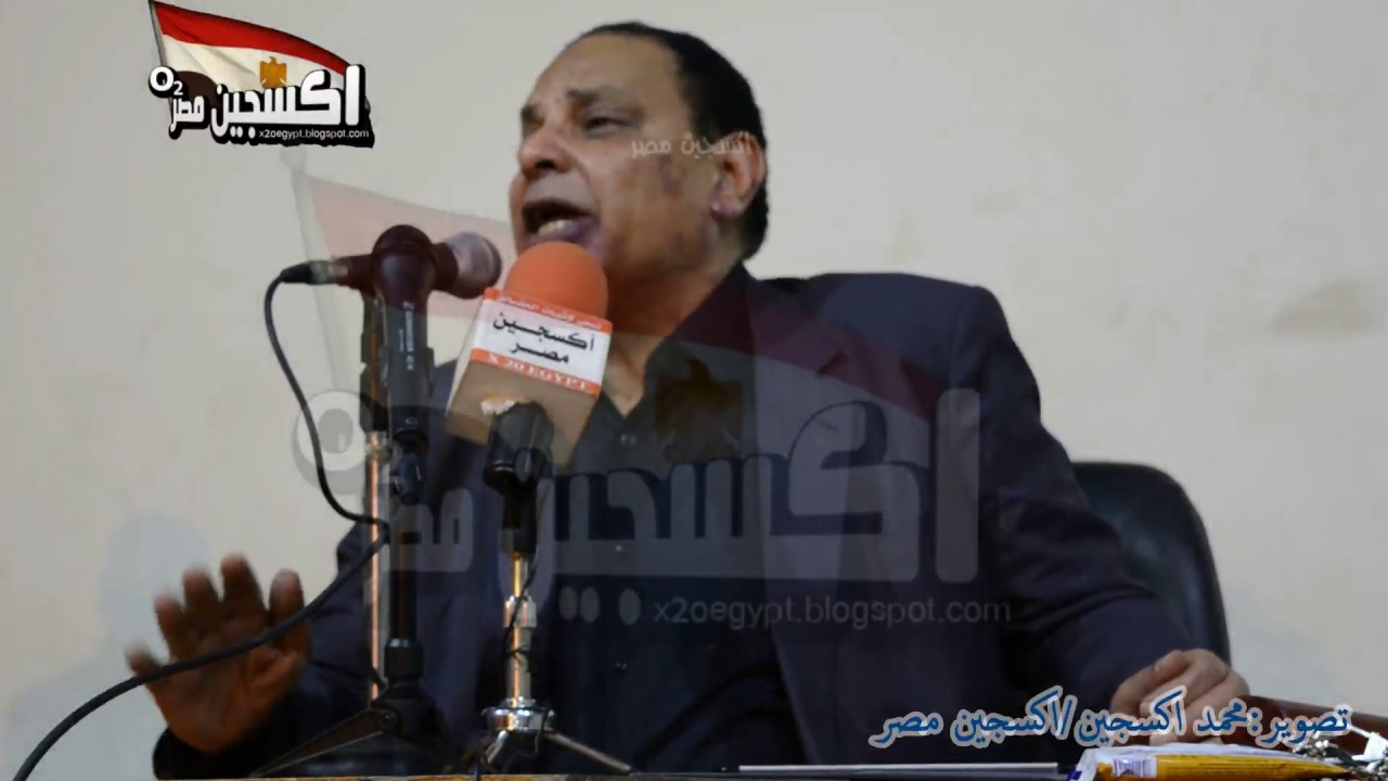 ندوة علاء الأسواني لماذا ينتشر النفاق في مصر؟