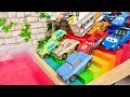 Various Cars miniature cars bounce and roll down the rainbow-colored stair slope into the water!