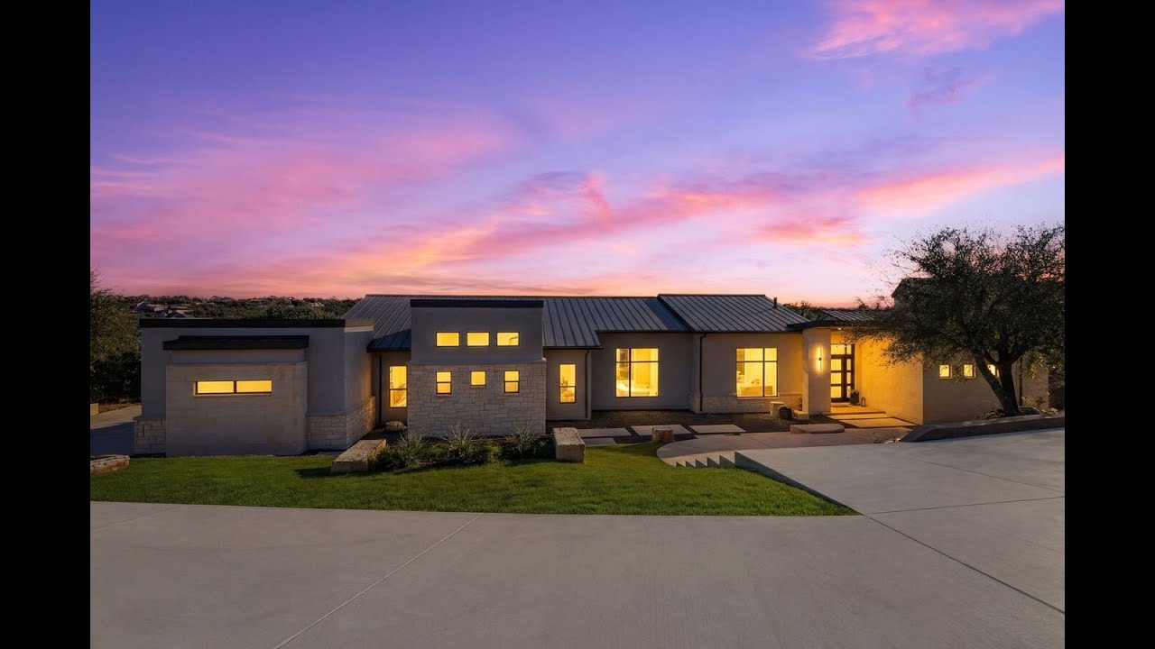 Vintage Oaks Hill Country Retreat