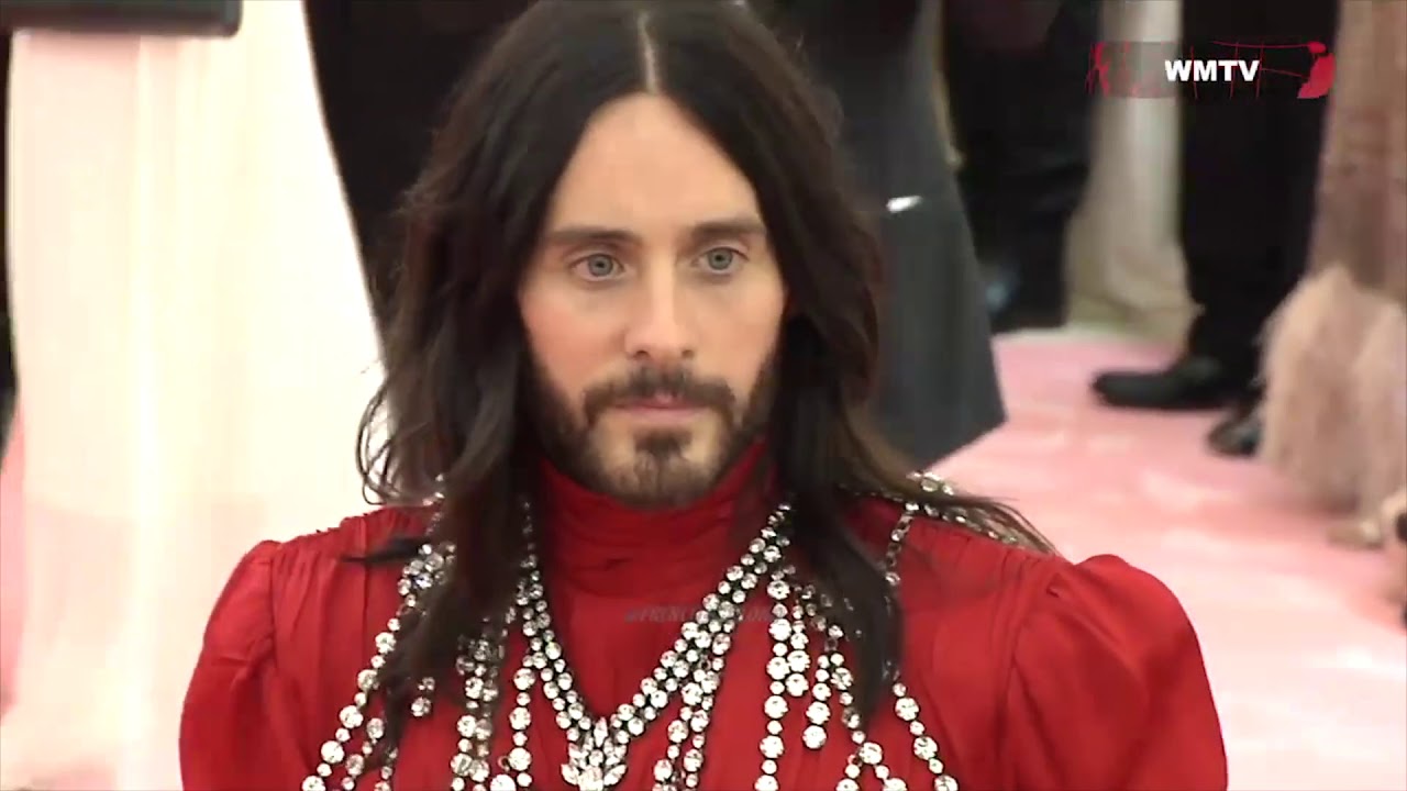 Jared Leto arriving at the Met Gala - YouTube