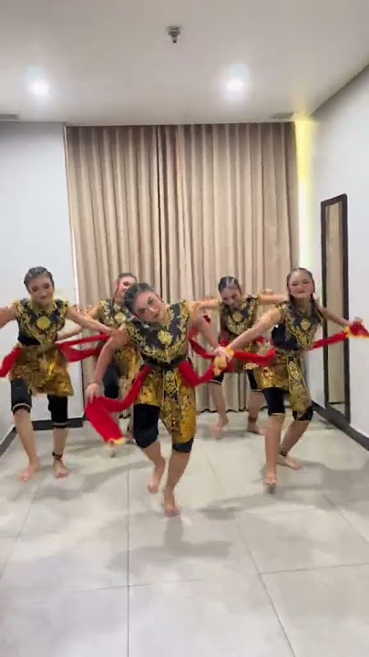 Angkat kami jadi muridmu teh Icha Chellow 😅 #ichachellow #missmala #sanggarcirebon