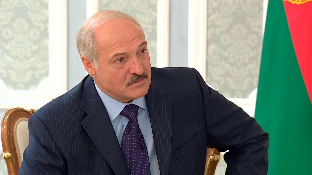 Мишустин и лукашенко. Президент белоруссии во весь рост. Александр лукашенко 2022. Александр лукашенко. Лукашенко июль 2022.