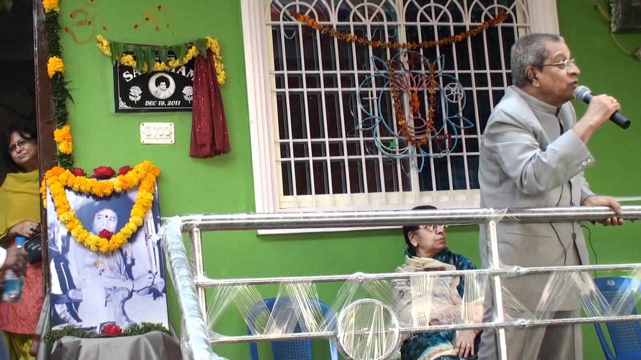 Чудеса в Путтапарти после Махасамадхи.ави