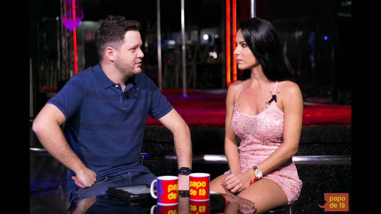 Analine explica a origem do seu nome artístico - YouTube