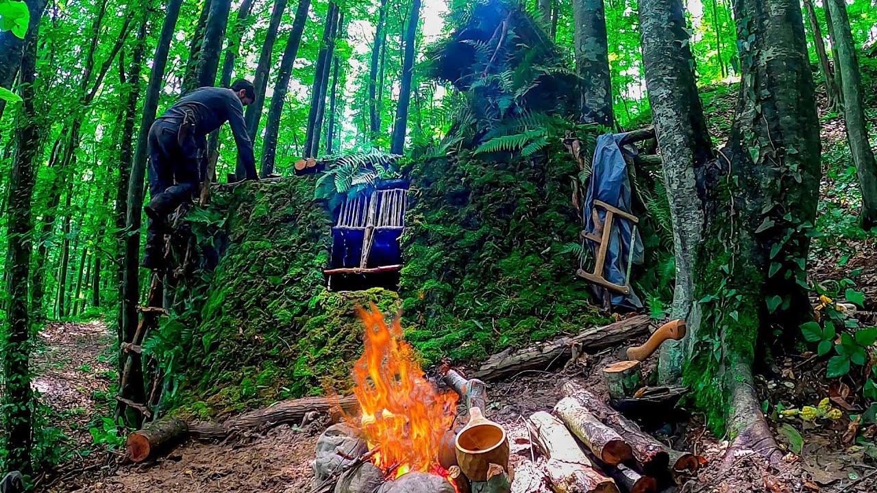 3 Days Bushcraft Shelter Camping in a THUNDER STORM : Survival Skills ...