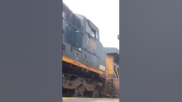 CSX Dash-8 trails on M422 #csx #railroad #railway #railfanning #shorts