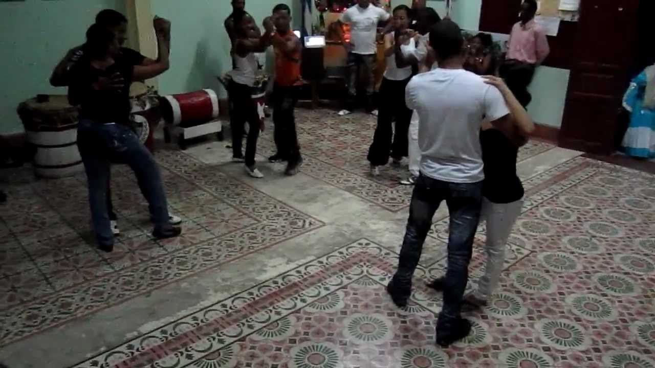 Rueda performance by Yanek Revilla's group Casino.com in Santiago de Cuba