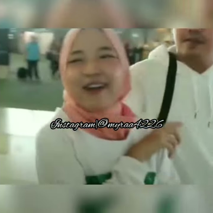 DETIK DETIK AYUS COLEK NISSA SABYAN DENGAN MESRA