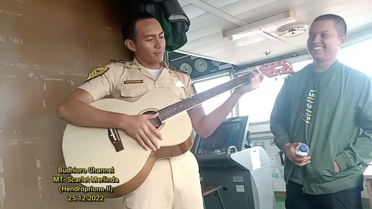 Aksi Deck Cadet STIP 63 di MT  Scarlet Merlinda   Hendropriono II, Laut Jawa 25 Desember 2022