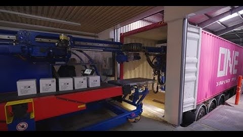 Automatic box unloading