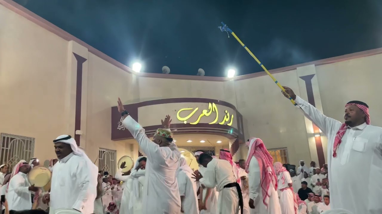 رايح ابكي وعيني تهل دمع من دونها خميس امشيط