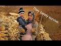 A nomadic mother and her orphaned child against winter: a battle for survival