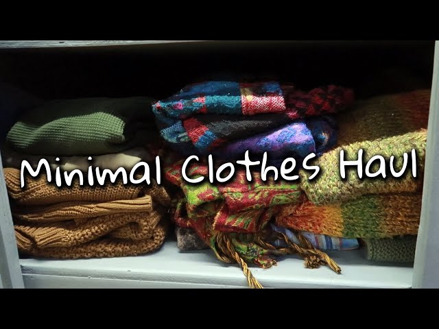 Minimal Winter Wardrobe (Toddler) | BUS LIFE | Nomadidaddy