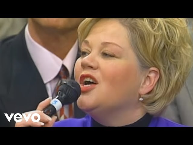 Bill & Gloria Gaither - Look for Me [Live] ft. Tanya Goodman Sykes class=
