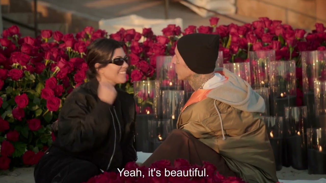 Travis recreates his proposal to Kourtney *spoiler: lOvEy dOvEY* THE KARDASHIANS S3 EP5