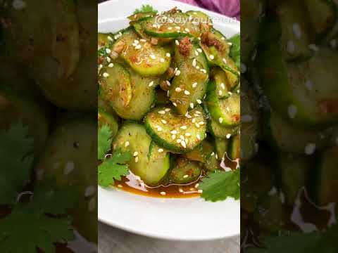 ВКУСНЫЙ салат из огурцов по-корейски за 5 минут! Съедает еще быстрее!