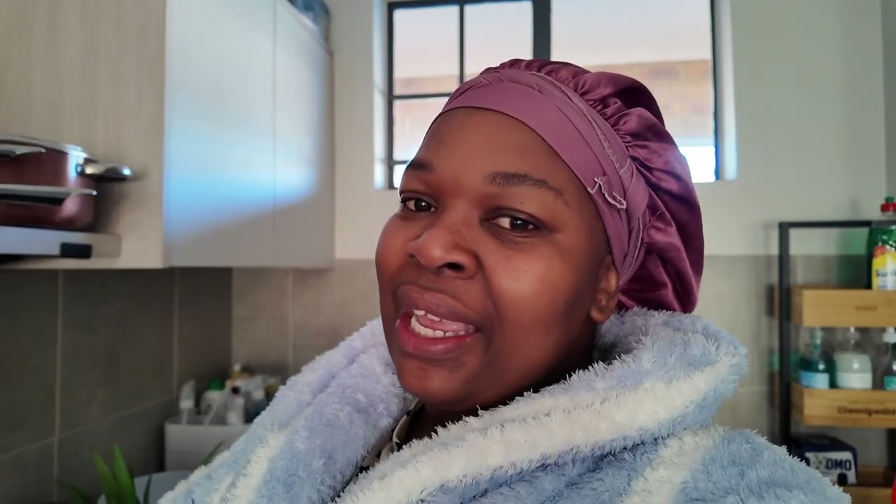 A very chaotic vlog… MY NCANE VISITED ME, WE WENT TO THE CEMETERY WITH MY FAM 