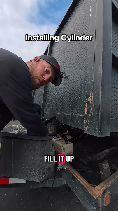 Reinstalling Dump Cylinder