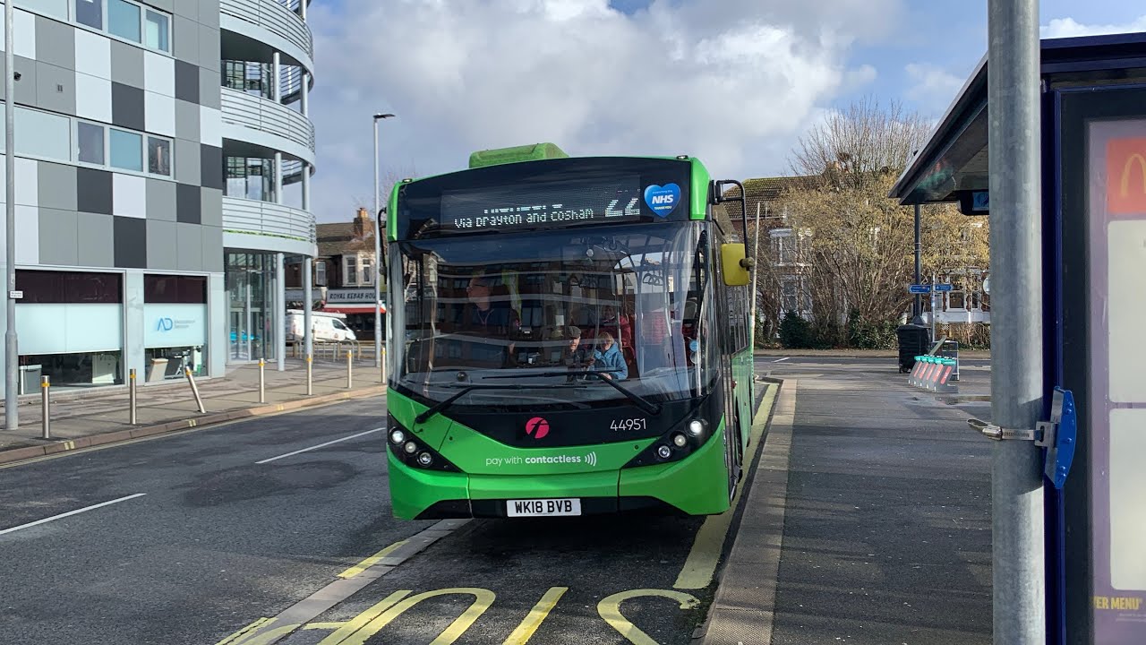 (TRANSFER FROM CORNWALL!) First Solent E200 MMC 44951 (WK18 BVB) to Highbury on Route 22