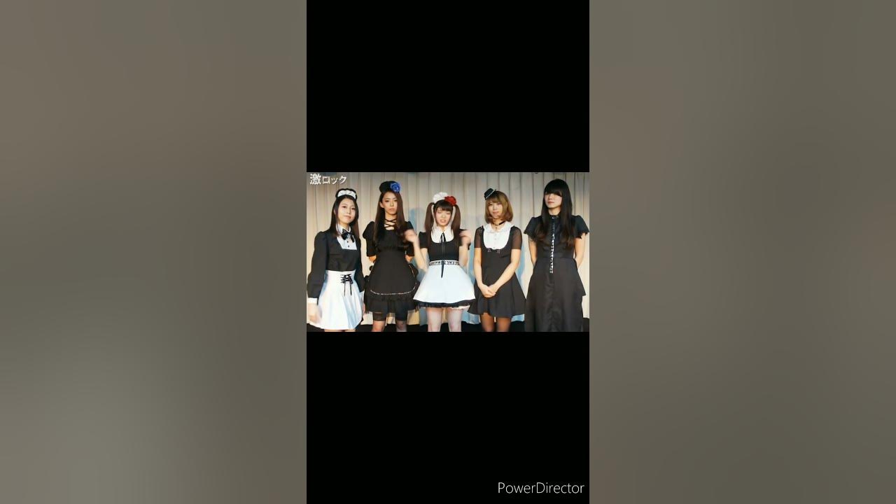 必死に笑いをこらえるあーちゃんとMisa #bandmaid 必死に笑いをこらえるあーちゃんとMisa #bandmaid