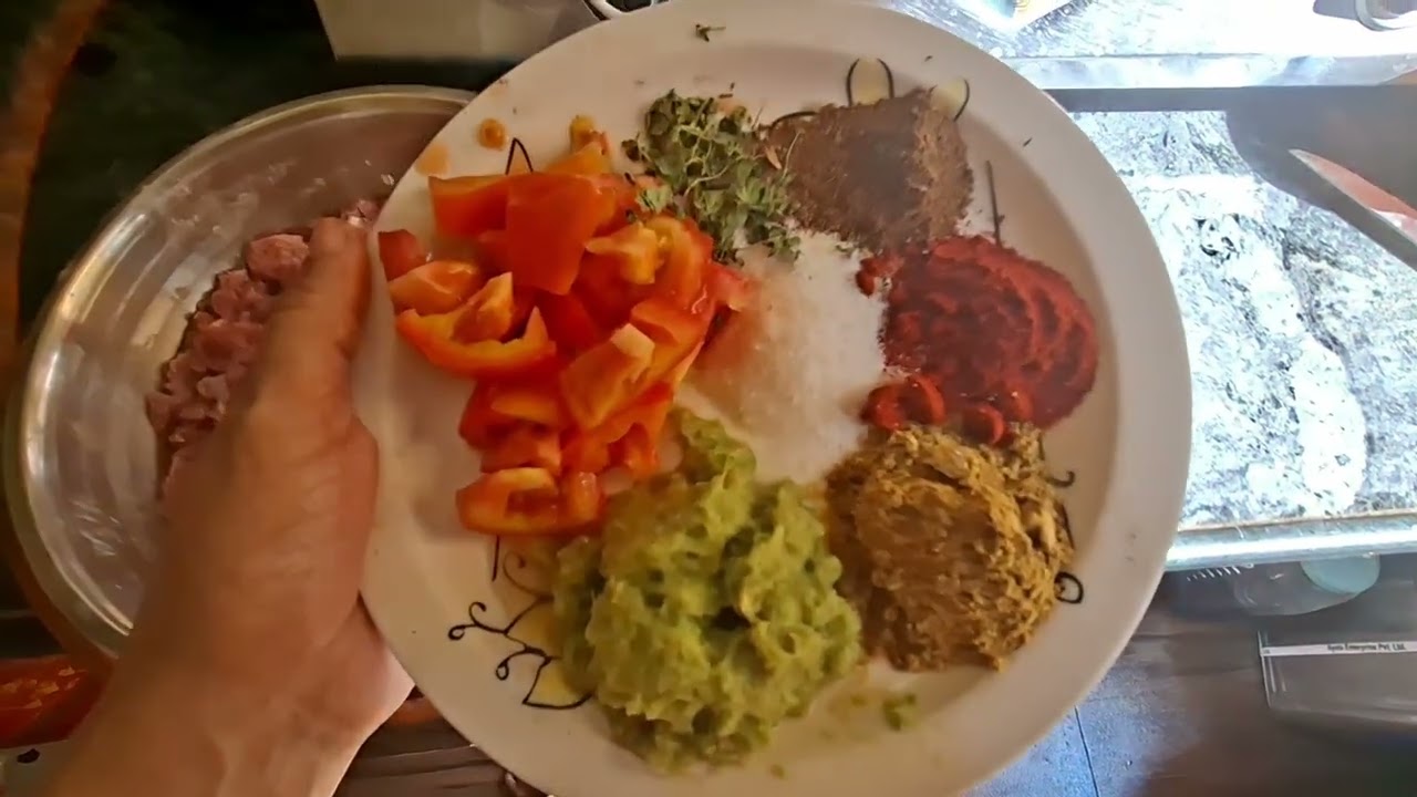 Aaj banye mutton keema Puri 