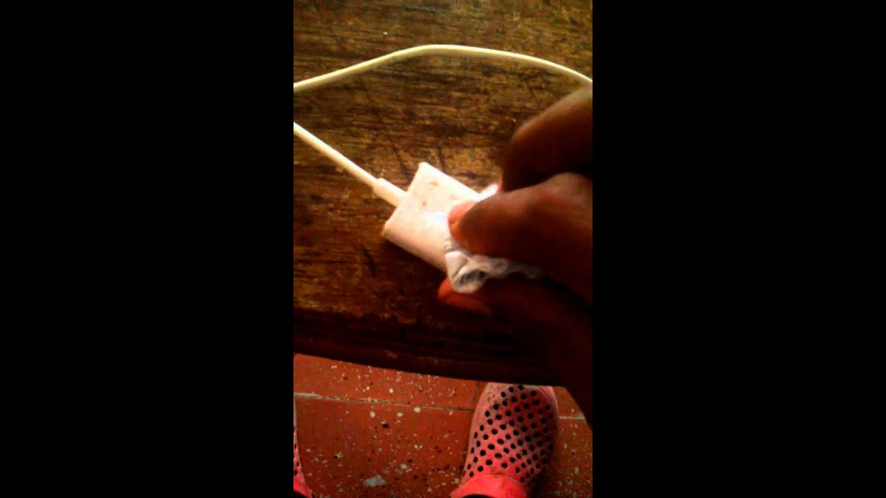 Como quitar pegamento del plastico YouTube Como quitar pegamento del plastico YouTube