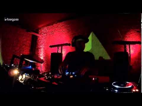 Simone Giuffrida FIRE - Opening Party 22/11/2014 borgo33