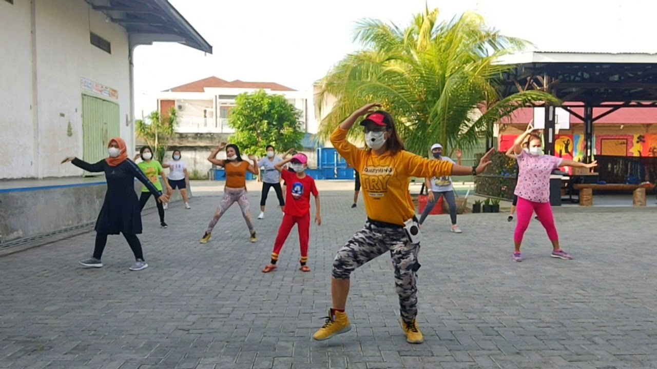 Senam Covad Covid with Listar Crew Dance