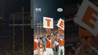 TEXAS FIGHT! The Longhorns and Ole Miss are tied at DKR 🤘